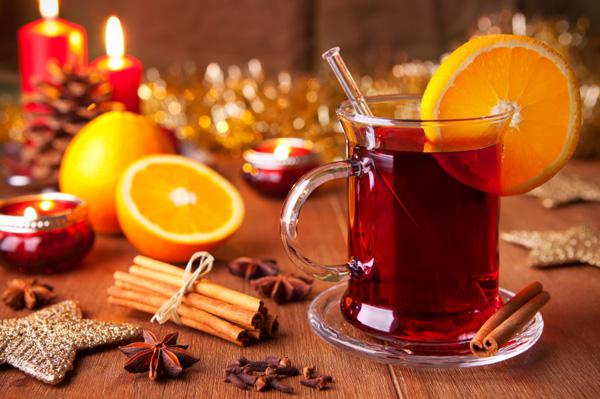 Glühwein: was ist es und wie man es zu Hause kocht