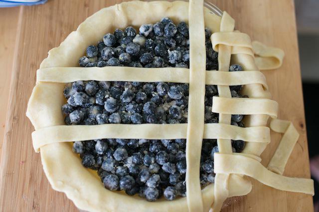 Kuchen mit Blaubeeren und Hüttenkäse 