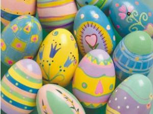 Ein Haufen Ideen: Wie man Eier zu Ostern malt