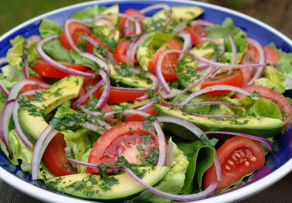 Das Rezept für Salat zu Schaschlik: Hauptsache nicht stören!