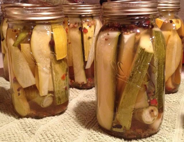 Köstliche hausgemachte Zubereitungen: ein Rezept für Konserven Zucchini für den Winter