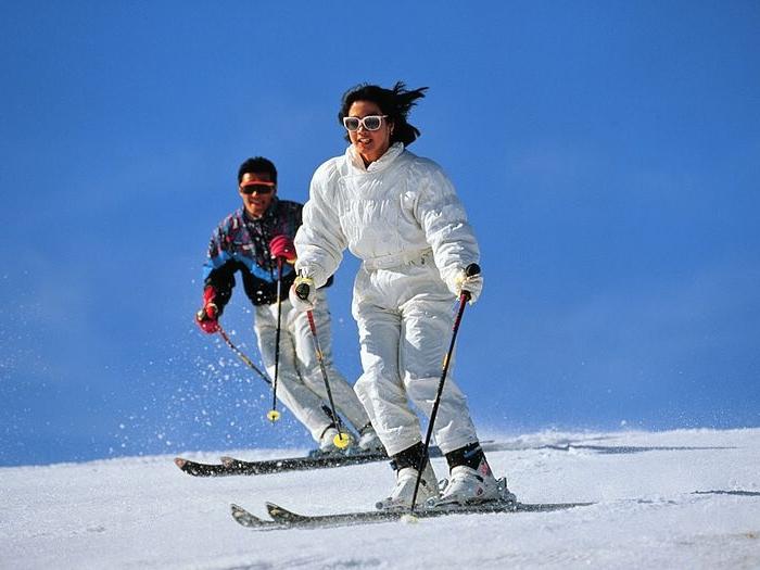 Wählen Sie einen Ski-Overall
