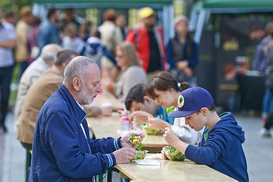 "Moscow Autumn" - Festival der landwirtschaftlichen Produkte und gastronomischen Köstlichkeiten