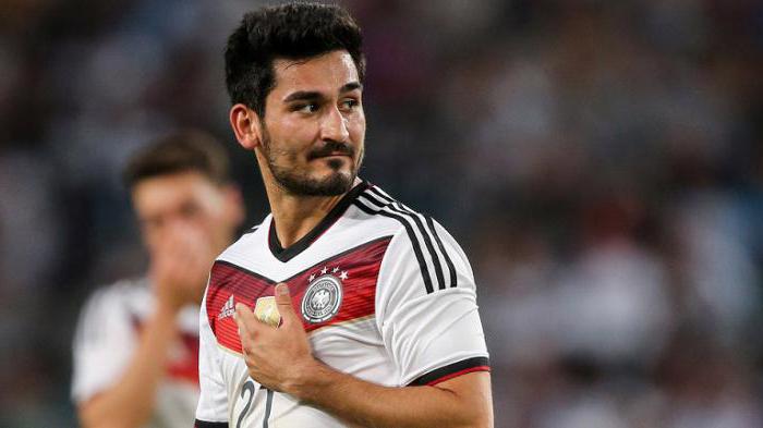 Der deutsche Fußballspieler Gündoğan Ilkai: Biografie und Sportkarriere