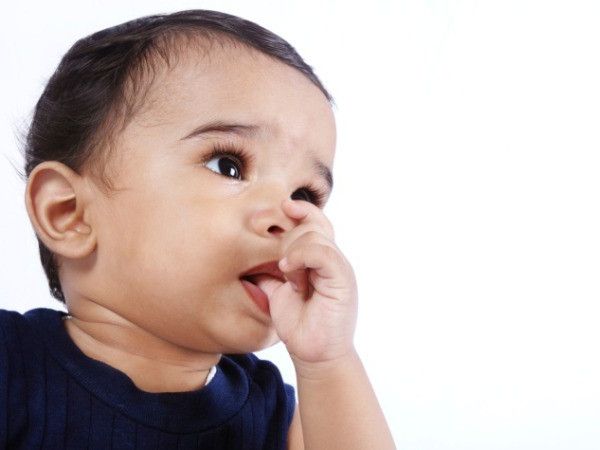 Wie man ein Kind disaccustom, um einen Finger schnell zu saugen: Tipps