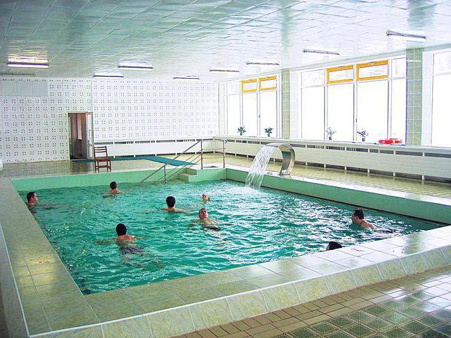 Sanatorien von Kaliningrad und Kaliningrad mit einem Schwimmbad