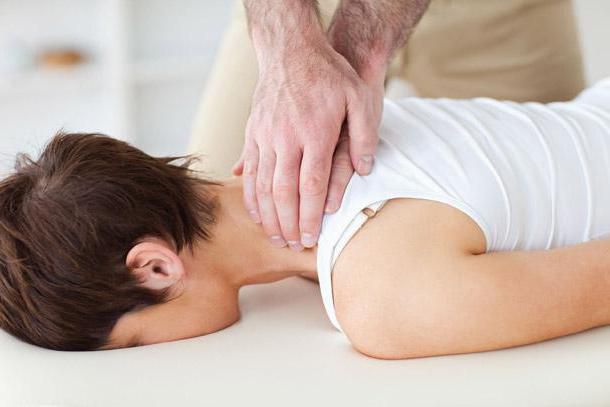 Osteopathische Massage: Indikationen, Technik, Bewertungen